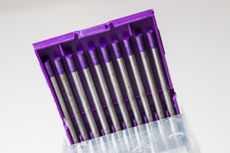 PW Elektrodes Paars E3 tungsten electrodes for AC DC welding all materials PerfectWelding purple tungsten electrodes E3 for stable arc welding E3 purple tungsten welding electrodes suitable for AC and DC applications High performance PW Elektrodes Paars tungsten electrodes for precision welding Purple E3 tungsten electrodes for professional PerfectWelding tools Durable PW E3 tungsten electrodes for multi-material welding AC DC use PerfectWelding E3 purple electrodes for smooth and accurate welding arc